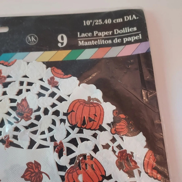 Vintage Nicole Collection Lace Paper Doilies - Picture 3 of 6